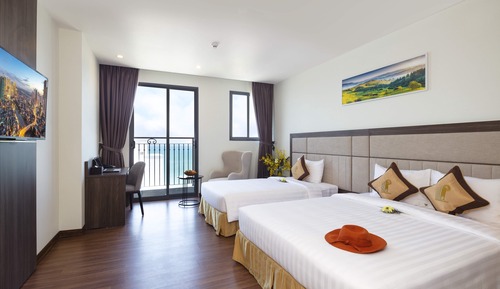 FAMILY OCEAN VIEW