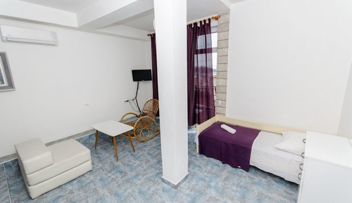 Apartment (A10)