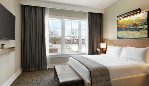 Room, 1 King Bed, Accessible, Bathtub