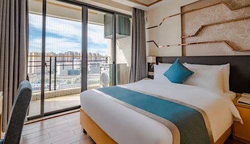 Business Double Room, 1 Queen Bed, Kitchen
