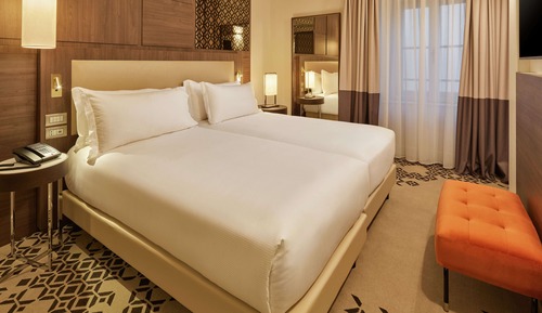 Deluxe Room, Multiple Beds (Family Room)
