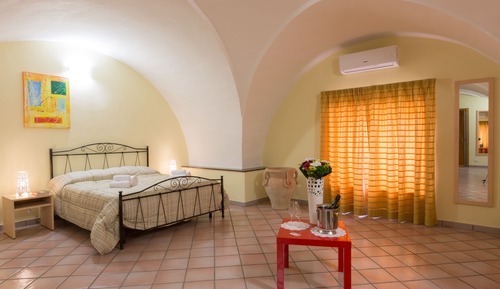 Double Room (Alytia)