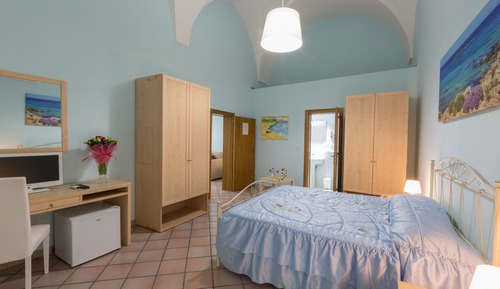 Quadruple Room (Leuka)