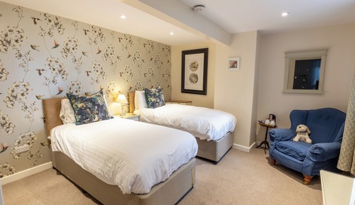 Classic Twin Room