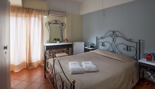 Double or Twin Room, Private Bathroom