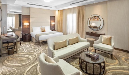 Junior Suite, 1 King Bed
