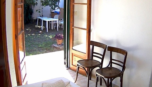 Standard Room, 5 Bedrooms, Courtyard View