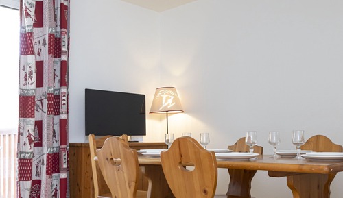 Apartment (6 People)