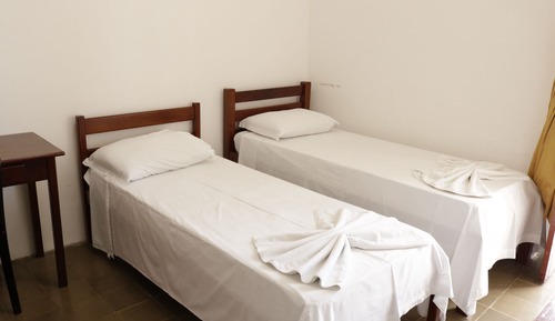 Basic Twin Room, Shared Bathroom