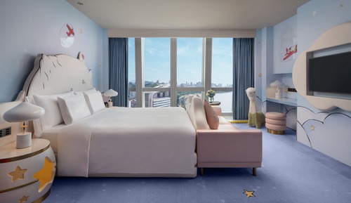 Premium Room, 1 King Bed, Sea View (Kids Theme)