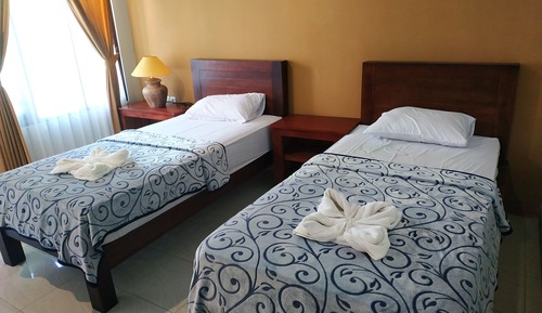 Twin Room (No Hot Shower)