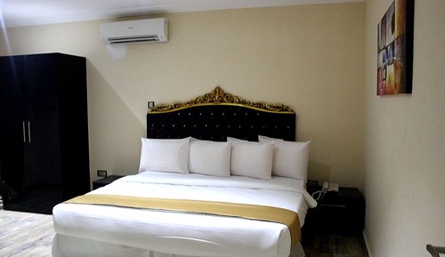 Presidential Suite