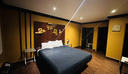 Signature Studio Suite, 1 King Bed