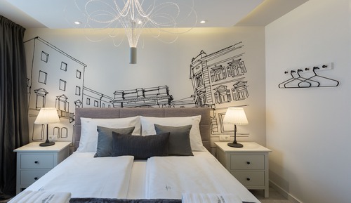 Deluxe Studio Apartment, City View	
