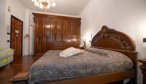 Luxury Suite, Jetted Tub (private entrance)