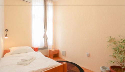 Single Room, Shared Bathroom, City View
