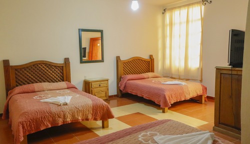 Classic Room, Multiple Beds, Non Smoking