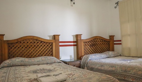 Basic Quadruple Room, 2 Double Beds, Non Smoking