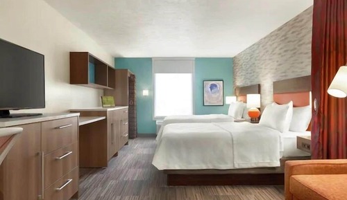 Studio, 2 Queen Beds, Accessible, Bathtub