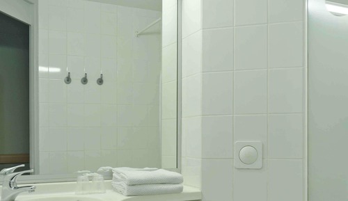 Triple Room, Multiple Beds