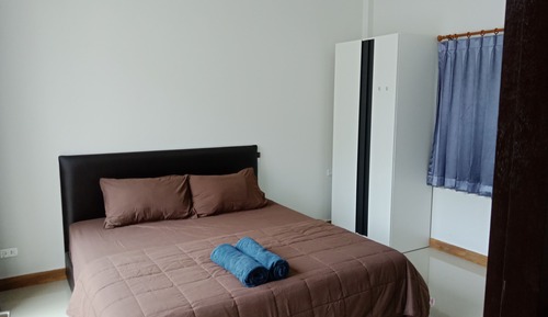 Two Bedroom House with Private Pool 