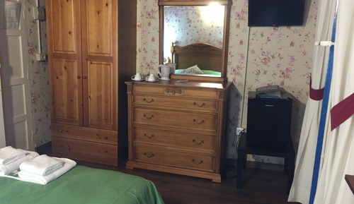 Double Room, 1 Double Bed