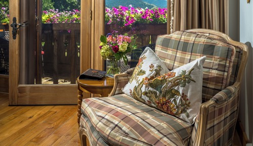 Suite, 1 King Bed, Non Smoking (Rosengarten)