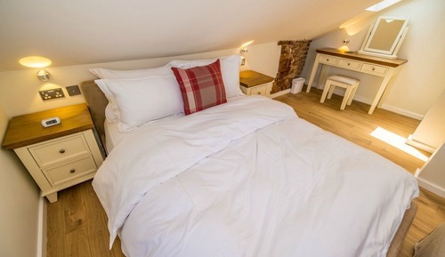 Panoramic Studio, 1 King Bed