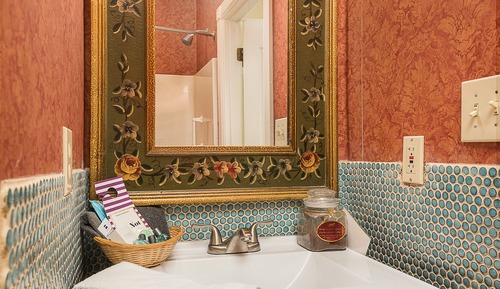 The Tuscan King Suite