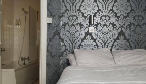 Standard Double Room, Ensuite