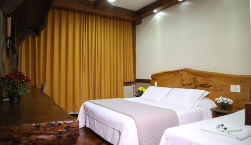 Room (Pampeano)