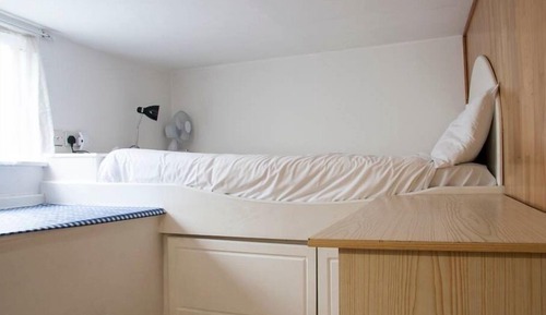 Standard Apartment, Private Bathroom (Studio Flat 8)