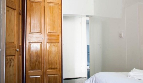 Superior Studio, Private Bathroom (Studio Flat 5)