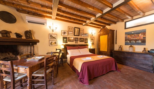 Double Room, Fireplace