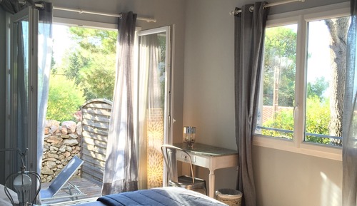 Double Room, Ensuite, Garden View (Bassin de Thau)