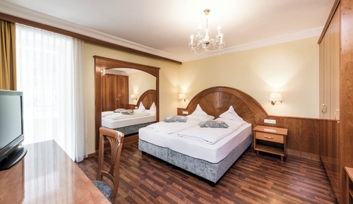 Family Room, 1 Queen Bed