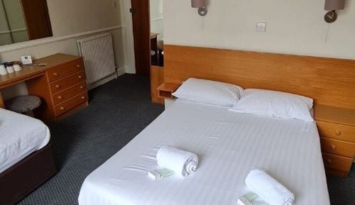 Standard Triple Room, Ensuite