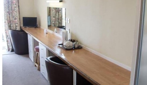 Superior Triple Room, Ensuite, Sea View