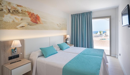 Standard Apartment, 1 Bedroom, Balcony (2 Adults + 2 Children)