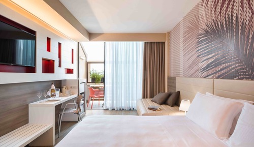 Comfort Double Room, City View
