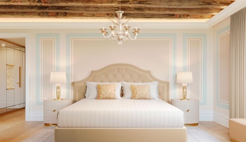 Grand Suite, Canal View