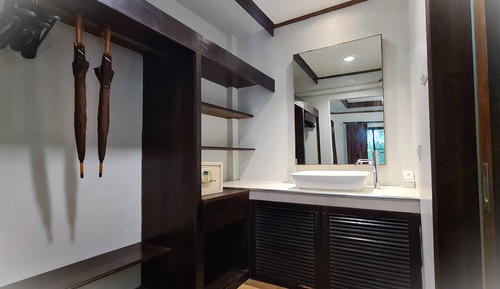 Comfort Villa, 1 King Bed, Garden View