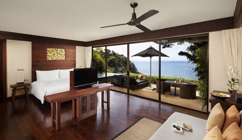 Ocean Pool Suite