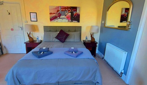 Deluxe Suite, Ensuite (Triple Room number 2)