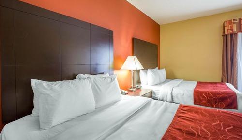 Standard Suite, 2 Queen Beds, Non Smoking