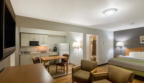 Deluxe Room, Multiple Beds, Accessible, Non Smoking