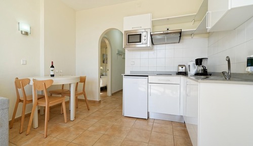 Classic One Bedroom Apartment with Balcony