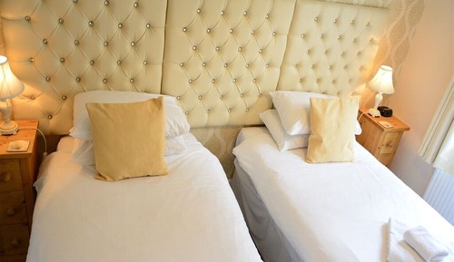 Double or Twin Room, Ensuite