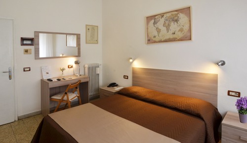 Basic Triple Room