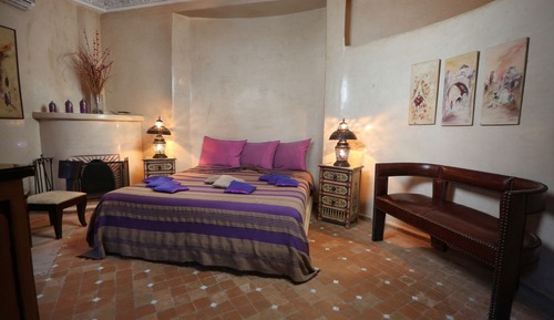 Suite, Private Bathroom